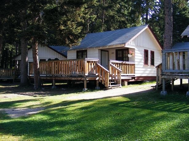 Bakers Waskesiu Bungalows Tourism Saskatchewan