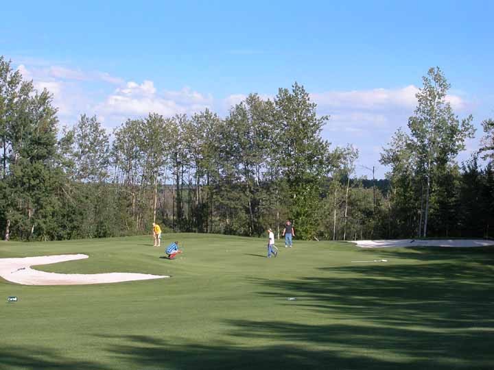 Greenhills Golf Resort