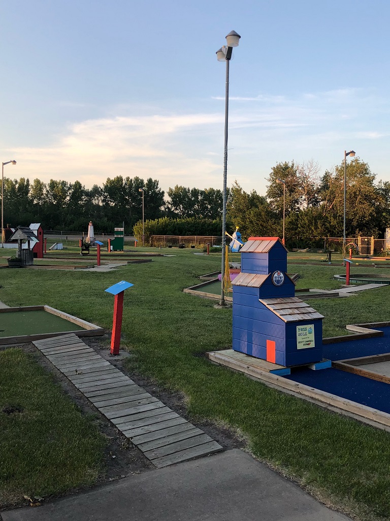Lakeshore Mini Golf