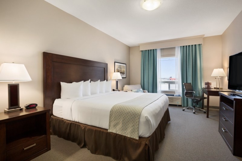 Ramada Emerald Park Regina East | Tourism Saskatchewan