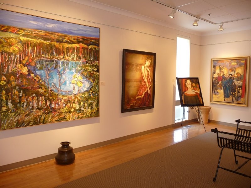 Shurniak Art Gallery