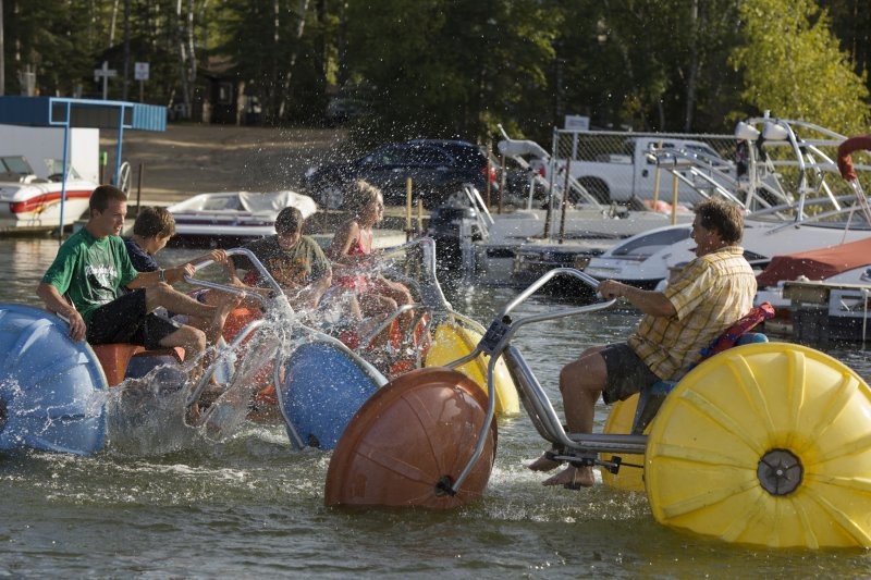 Sunset Bay Resort - Aqua Bike family fun